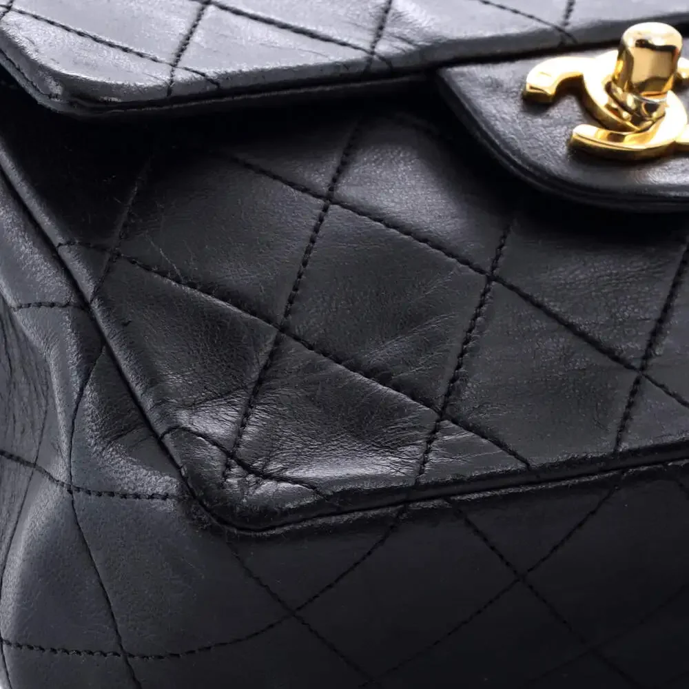 Chanel Vintage Square Classic Single #233904C45B